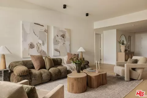 13600 Marina Pointe Dr #604, Marina Del Rey, CA 90292