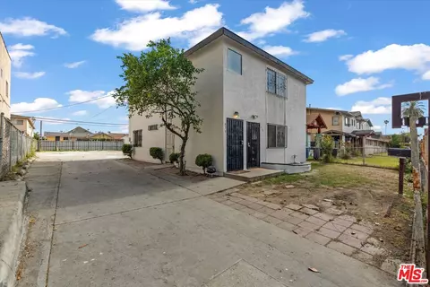 633 W 75th St, Los Angeles, CA 90044