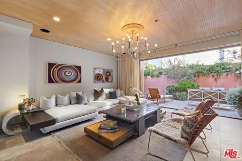 812 Brooks Ave, Venice, CA 90291
