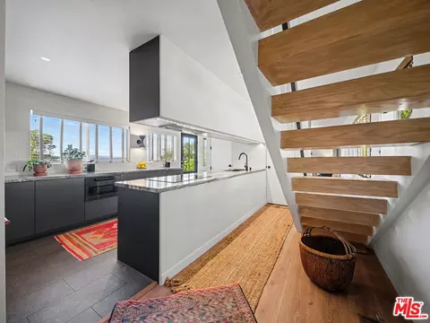 Entry Way - 22067 Saddle Peak Rd, Topanga, CA 90290 photo 4 of 5