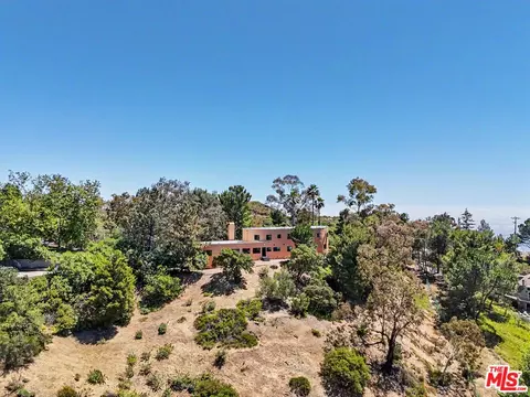 Exterior - 22067 Saddle Peak Rd, Topanga, CA 90290 photo 11 of 11