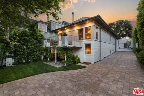 128 Wadsworth Ave, Santa Monica, CA 90405