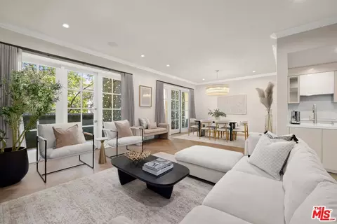 11500 San Vicente Blvd #202, Los Angeles, CA 90049