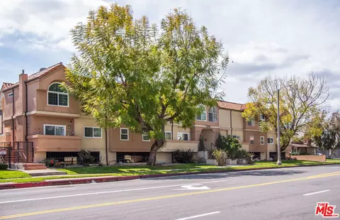 11306 Moorpark St #20, Studio City, CA 91602