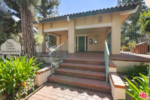 18307 Burbank Blvd #118, Tarzana, CA 91356