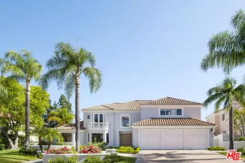 5325 Collingwood Cir, Calabasas, CA 91302