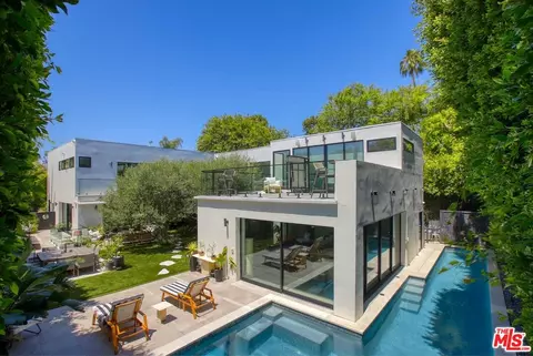 810 N Orlando Ave, West Hollywood, CA 90069