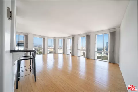 800 W 1st St #2203, Los Angeles, CA 90012