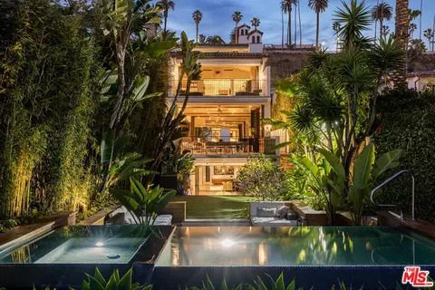 966 Palisades Beach Rd, Santa Monica, CA 90403