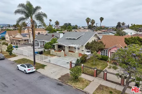 136 N Serrano Ave, Los Angeles, CA 90004