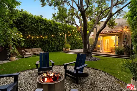 2206 5th St, Santa Monica, CA 90405
