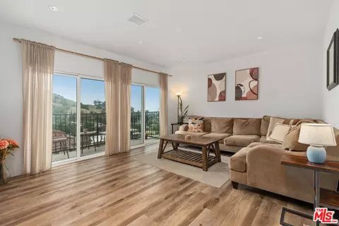 3627 Loosmore St, Los Angeles, CA 90065