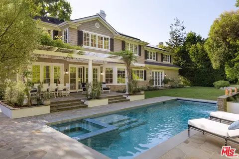 456 N Bundy Dr, Los Angeles, CA 90049