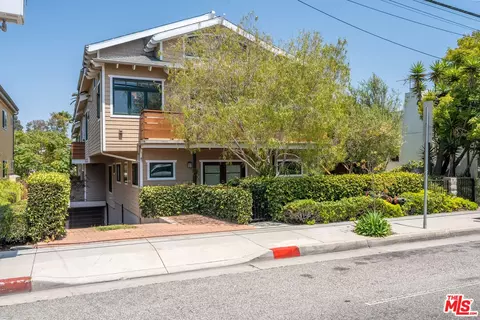 2411 4th St #2, Santa Monica, CA 90405