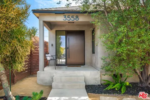 3558 S Muirfield Rd, Los Angeles, CA 90016