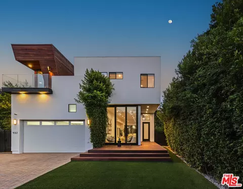 932 N Crescent Heights Blvd, Los Angeles, CA 90046