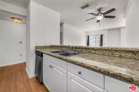 Other - 838 Pine Ave #506, Long Beach, CA 90813 photo 4 of 9