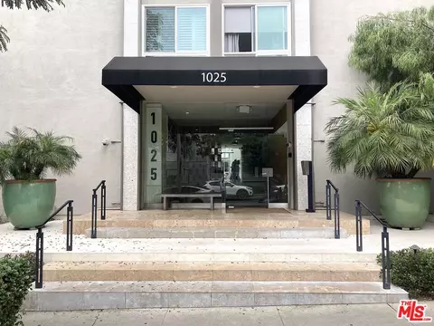 1025 N Kings Rd #115, West Hollywood, CA 90069
