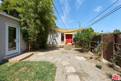 Exterior - 249 Ruth Ave, Venice, CA 90291 photo 4 of 5