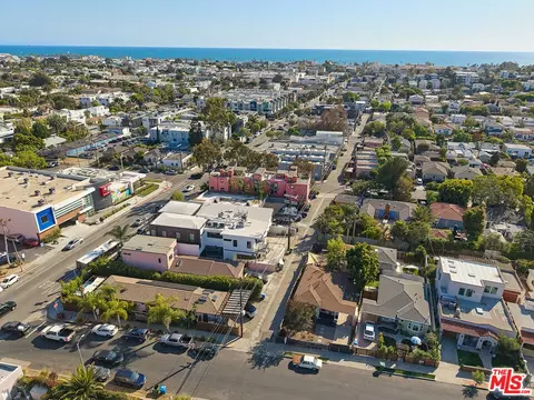 View/Area - 249 Ruth Ave, Venice, CA 90291 photo 2 of 2
