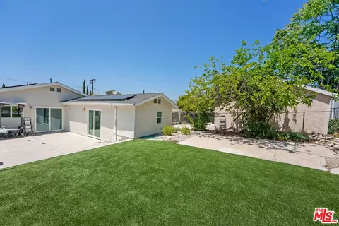 Exterior - 10360 Mcclemont Ave, Tujunga, CA 91042 photo 6 of 10
