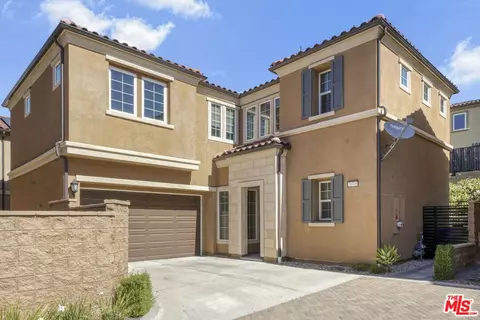 20705 W Chestnut Cir, Porter Ranch, CA 91326