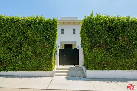 1960 Argyle Ave, Los Angeles, CA 90068