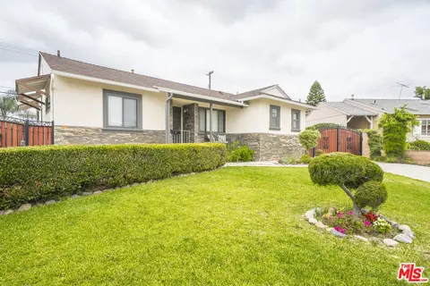Exterior - 11205 Thrace Dr, Whittier, CA 90604 photo 2 of 8