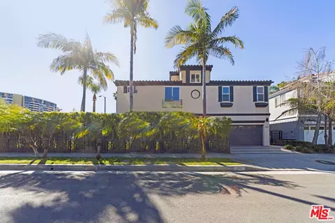 682 Oxford Ave, Venice, CA 90291