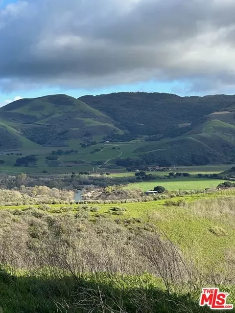 4695 Sweeney Rd, Lompoc, CA 93436 photo 3