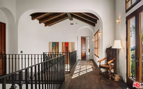 Entry Way - 6201 Ramirez Mesa Dr, Malibu, CA 90265 photo 5 of 5