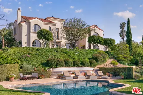 6201 Ramirez Mesa Dr, Malibu, CA 90265