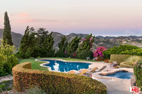 Exterior - 6201 Ramirez Mesa Dr, Malibu, CA 90265 photo 11 of 12