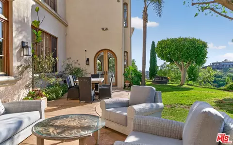 Exterior - 6201 Ramirez Mesa Dr, Malibu, CA 90265 photo 6 of 12