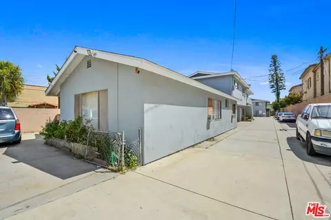 11062 Excelsior Dr, Norwalk, CA 90650 photo 2