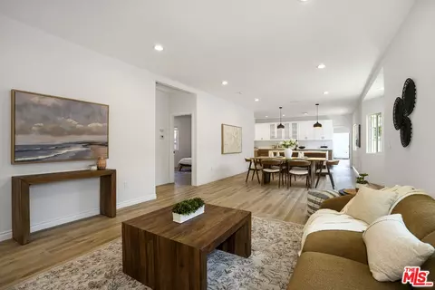3666 2nd Ave, Los Angeles, CA 90018