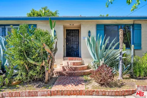 7369 Clinton St, Los Angeles, CA 90036