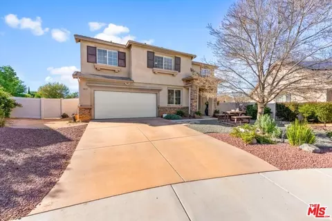 2415 Foxtail Dr, Palmdale, CA 93551