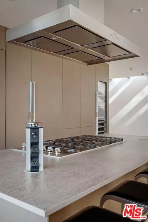 Kitchen - 628 Penn St, El Segundo, CA 90245 photo 3 of 7