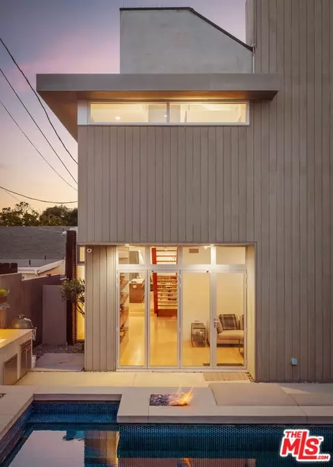 Exterior - 628 Penn St, El Segundo, CA 90245 photo 10 of 11