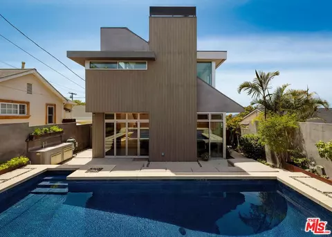 Exterior - 628 Penn St, El Segundo, CA 90245 photo 6 of 11