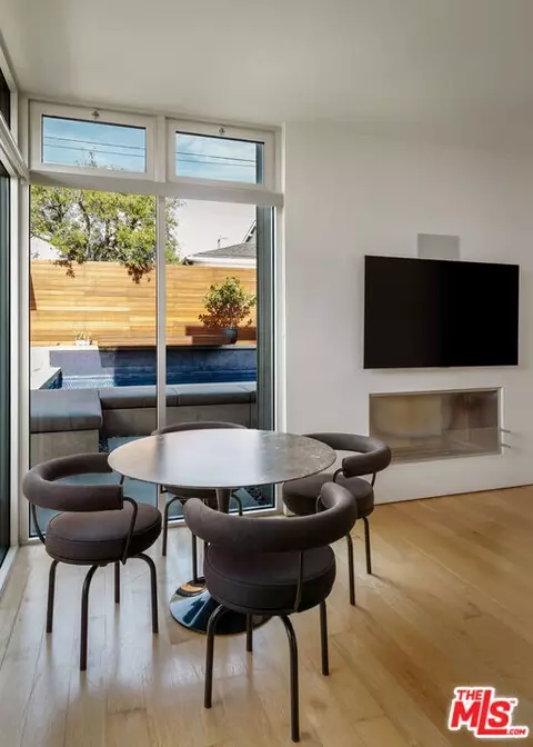 Dining - 628 Penn St, El Segundo, CA 90245 photo 5 of 5