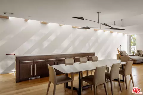 Dining - 628 Penn St, El Segundo, CA 90245 photo 3 of 5