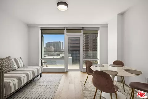 877 Francisco St #1119, Los Angeles, CA 90017