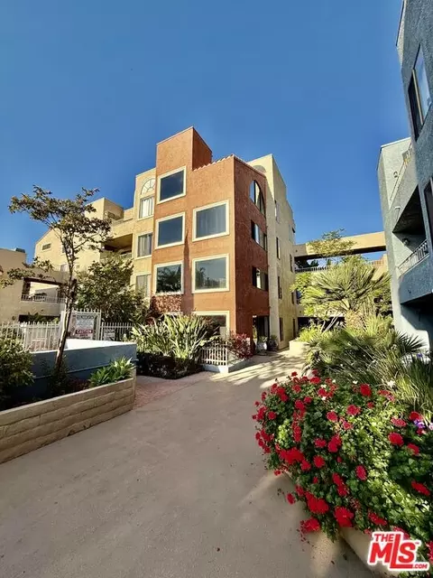 550 Orange Ave #337, Long Beach, CA 90802