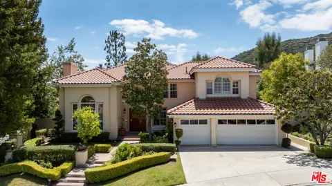2430 Ranchgrove Dr, Westlake Village, CA 91361