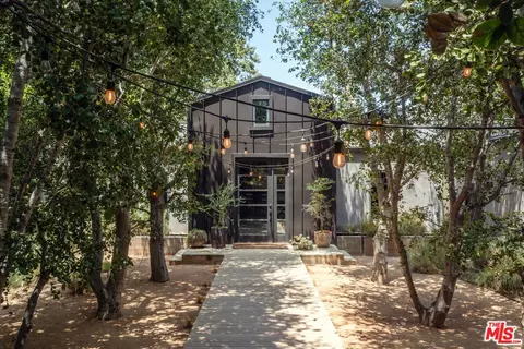 226 S Rimpau Blvd, Los Angeles, CA 90004