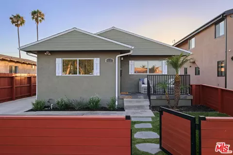 6227 Long St, Los Angeles, CA 90043