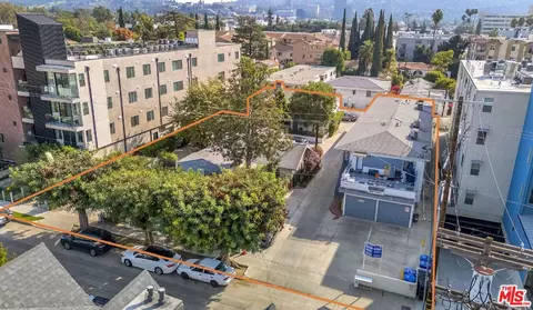 10814 Blix St, North Hollywood, CA 91602