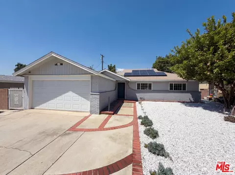 1007 E Citrus Edge St, Azusa, CA 91702